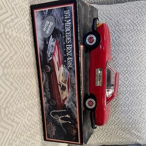 Red 1974 Mercedes Benz 450SL Model Car Beam Decanter
